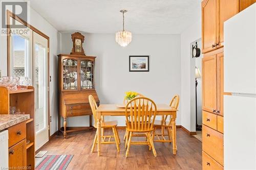 7 Albery Court, Meaford, ON - Indoor Photo Showing Dining Room