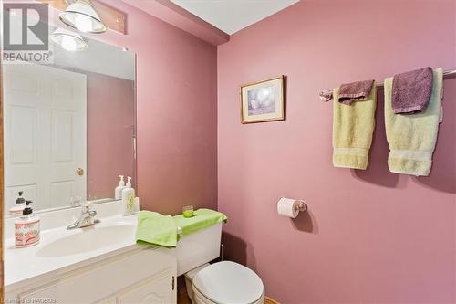 7 Albery Court, Meaford, ON - Indoor Photo Showing Bathroom