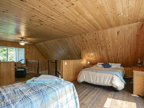 Chambre Ã Â coucher - 320 Ch. Du Prospecteur, Amherst, QC - Indoor Photo Showing Bedroom