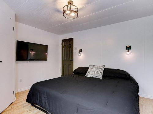 Master bedroom - 73-1617 Rue Shefford, Bromont, QC - Indoor Photo Showing Bedroom