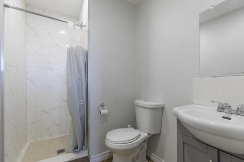 363 Barton Street E|Unit #2, Hamilton, ON - Indoor Photo Showing Bathroom