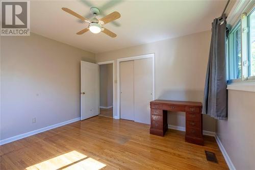 1221 Sherwood Trail, Sarnia, ON - Indoor Photo Showing Other Room