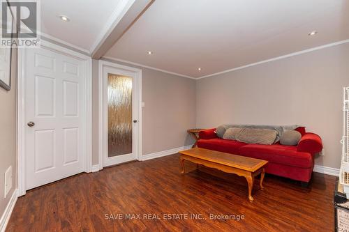 6 Gafney Drive, Mississauga, ON - Indoor Photo Showing Other Room