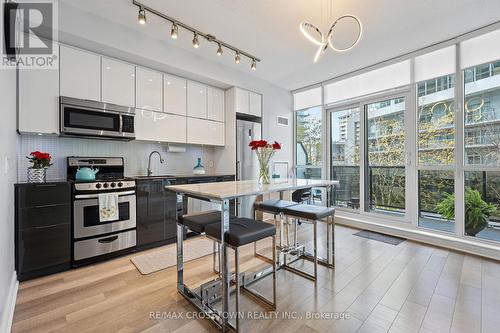 201 - 80 Marine Parade Drive, Toronto, ON - Indoor Photo Showing Kitchen With Upgraded Kitchen