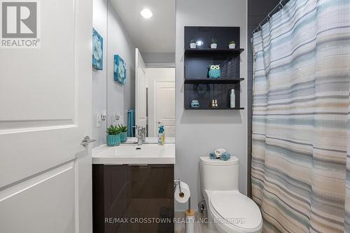 201 - 80 Marine Parade Drive, Toronto, ON - Indoor Photo Showing Bathroom