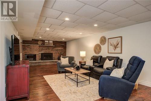 1060 Gravel Drive, Sudbury, ON - Indoor Photo Showing Living Room With Fireplace