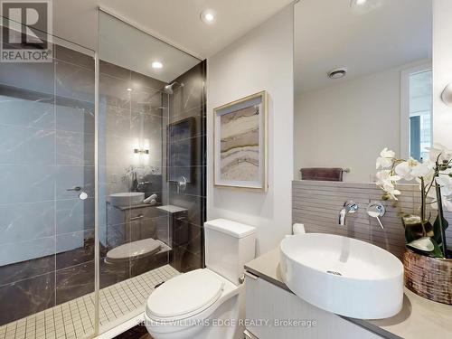 3806 - 161 Roehampton Avenue, Toronto, ON - Indoor Photo Showing Bathroom