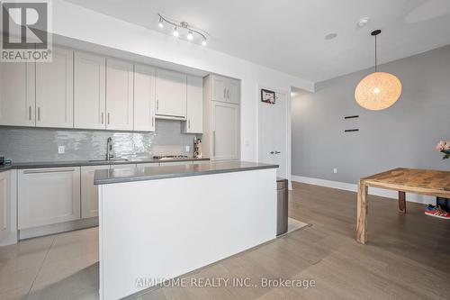 925 - 29 Queens Quay E, Toronto, ON - Indoor Photo Showing Kitchen