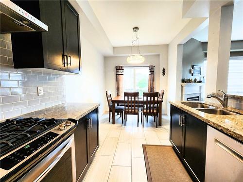 8 Lakelawn Road|Unit #54, Grimsby, ON - Indoor Photo Showing Kitchen With Double Sink