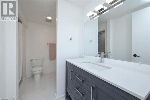 105 Mill Street, Shelburne, ON - Indoor Photo Showing Bathroom