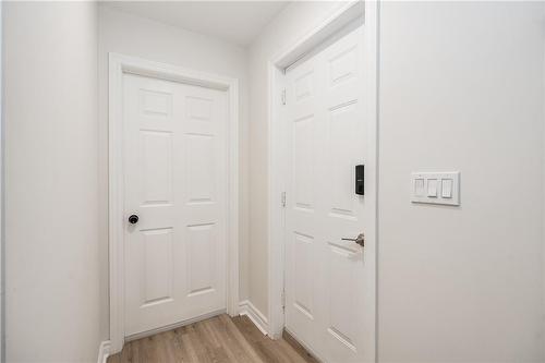 7669 Alpine Drive|Unit #Lower, Niagara Falls, ON - Indoor Photo Showing Other Room