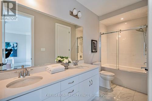 1420 Ford Strathy Crescent, Oakville, ON - Indoor Photo Showing Bathroom