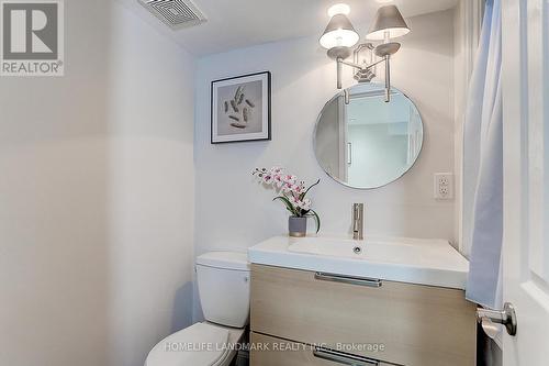 237 Ontario Street, Toronto, ON - Indoor Photo Showing Bathroom