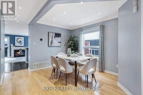 2861 Westbury Court, Mississauga, ON - Indoor Photo Showing Dining Room