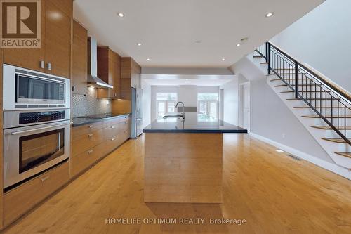 19 Twenty Sixth Street, Toronto, ON - Indoor Photo Showing Kitchen