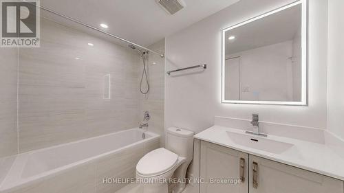 Ph15 - 300 Webb Drive, Mississauga, ON - Indoor Photo Showing Bathroom