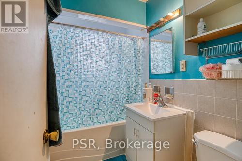 514 Krug Street, Kitchener, ON - Indoor Photo Showing Bathroom