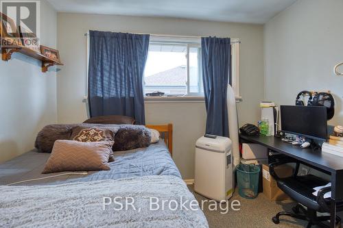 514 Krug Street, Kitchener, ON - Indoor Photo Showing Bedroom