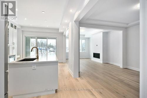 5 - 11 Bay Street E, Blue Mountains, ON - Indoor Photo Showing Other Room