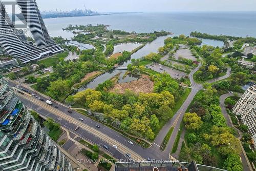 Lp04 - 2240 Lake Shore Boulevard, Toronto, ON - Outdoor With Body Of Water With View