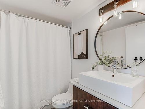 N309-1169 Queen St W, Toronto, ON - Indoor Photo Showing Bathroom