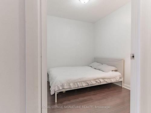 1708-4968 Yonge St, Toronto, ON - Indoor Photo Showing Bedroom
