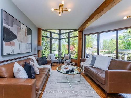 29 Neilson Ave, Toronto, ON - Indoor Photo Showing Living Room