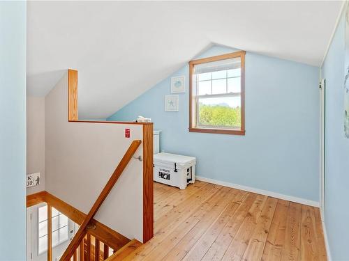 1129 Fifth Ave, Ucluelet, BC - Indoor Photo Showing Other Room