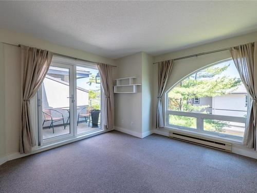 306-2227 James White Blvd, Sidney, BC - Indoor Photo Showing Other Room