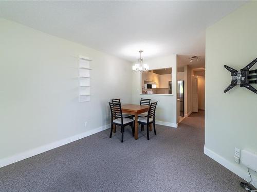 306-2227 James White Blvd, Sidney, BC - Indoor Photo Showing Dining Room