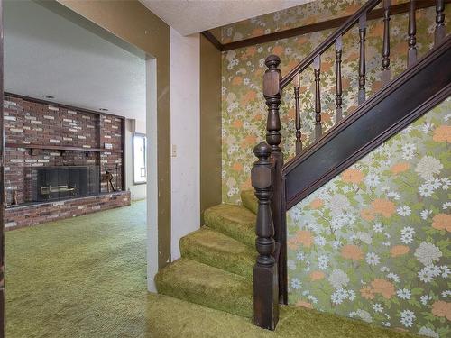 2998 Mallard Ave, Central Saanich, BC - Indoor Photo Showing Other Room With Fireplace