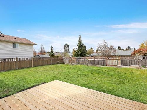 2131 Stirling Pl, Courtenay, BC - Outdoor With Deck Patio Veranda With Backyard