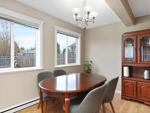 2131 Stirling Pl, Courtenay, BC - Indoor Photo Showing Dining Room