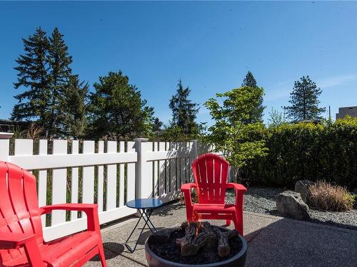 326 Edgewood Cres, Duncan, BC - Outdoor With Deck Patio Veranda