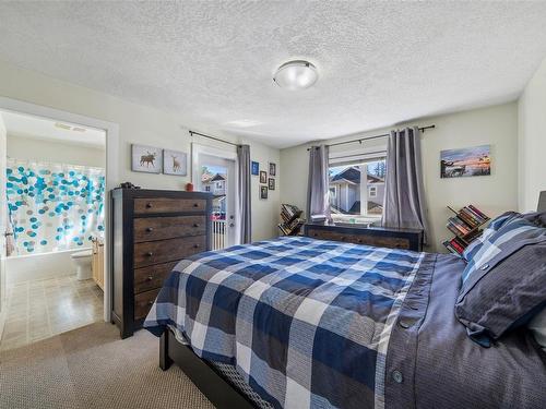 106-6800 Grant Rd West, Sooke, BC - Indoor Photo Showing Bedroom