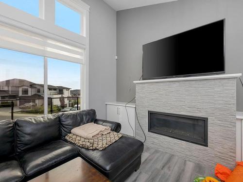 2327 Azurite Cres, Langford, BC - Indoor Photo Showing Living Room With Fireplace