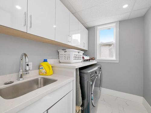 2327 Azurite Cres, Langford, BC - Indoor Photo Showing Laundry Room