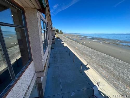 3109 Island Hwy West, Qualicum Beach, BC 