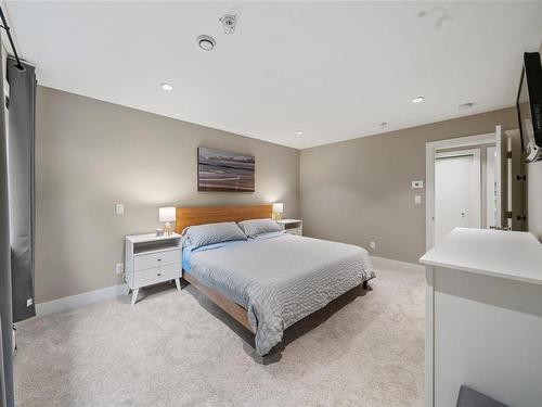 105-2096 Kennedy St, Sooke, BC - Indoor Photo Showing Bedroom