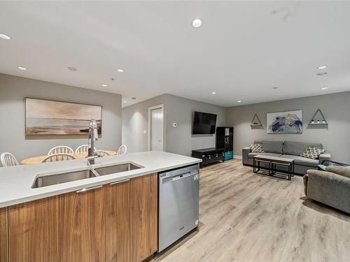 105-2096 Kennedy St, Sooke, BC - Indoor Photo Showing Kitchen With Double Sink