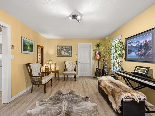174 Mariwood Dr, Campbell River, BC - Indoor