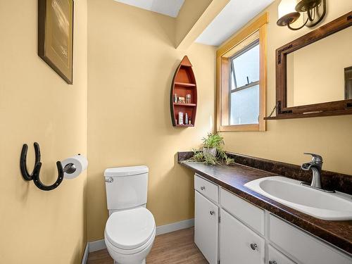174 Mariwood Dr, Campbell River, BC - Indoor Photo Showing Bathroom