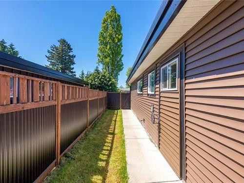 162 Munson Rd, Campbell River, BC - Outdoor With Exterior