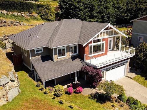 402 Latoria Rd, Colwood, BC - Outdoor