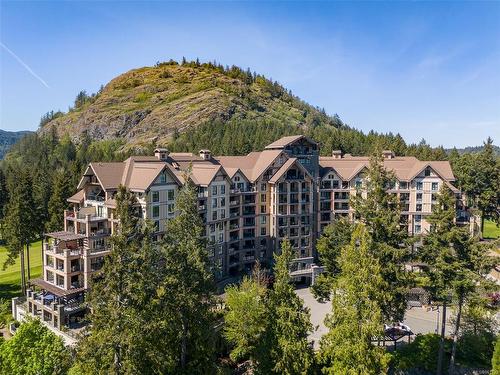 215-1400 Lynburne Pl, Langford, BC - Outdoor With Facade