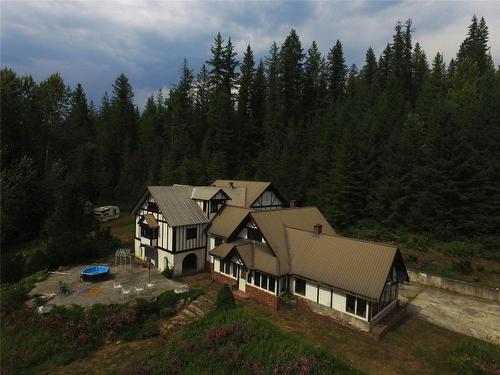 1377 Collings Road, Seymour Arm, BC - Outdoor