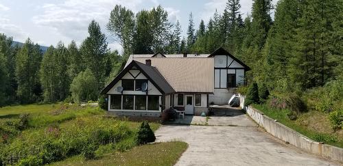 1377 Collings Road, Seymour Arm, BC - Outdoor