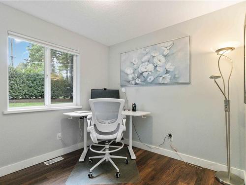980 Creekside Crt, Central Saanich, BC - Indoor Photo Showing Office