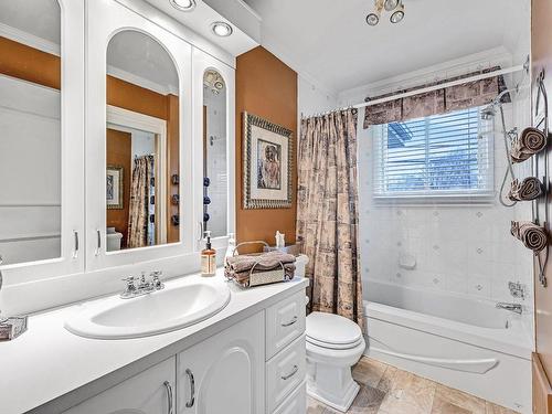 Bathroom - 173Z Rue Delagrave, Saint-Jean-Sur-Richelieu, QC - Indoor Photo Showing Bathroom