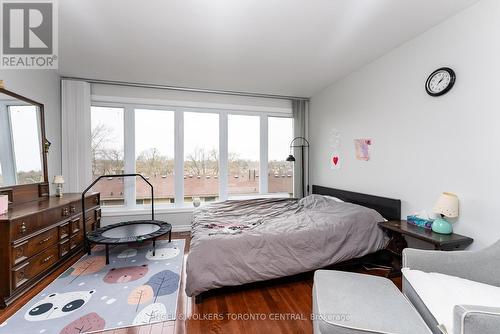 6 Cumberland Lane, Ajax, ON - Indoor Photo Showing Bedroom